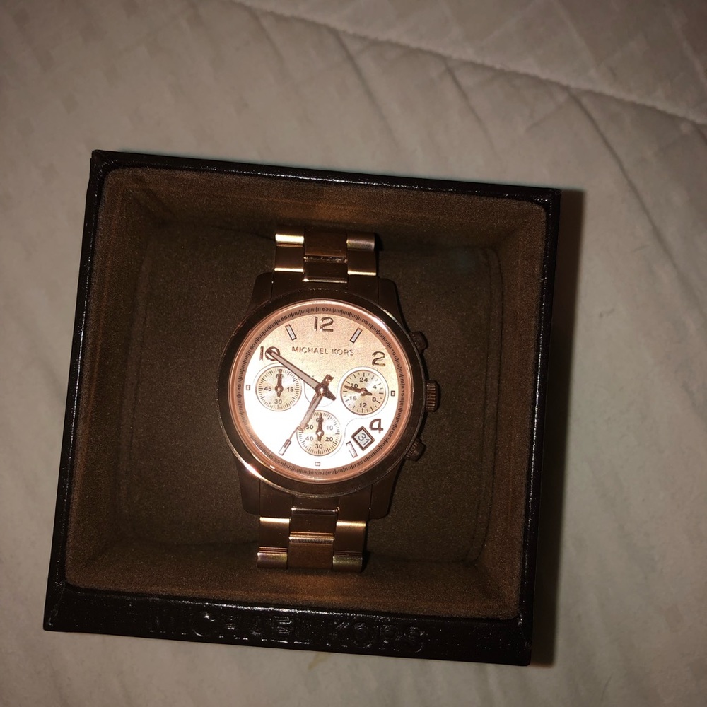 Michael Kors runway rose gold watch